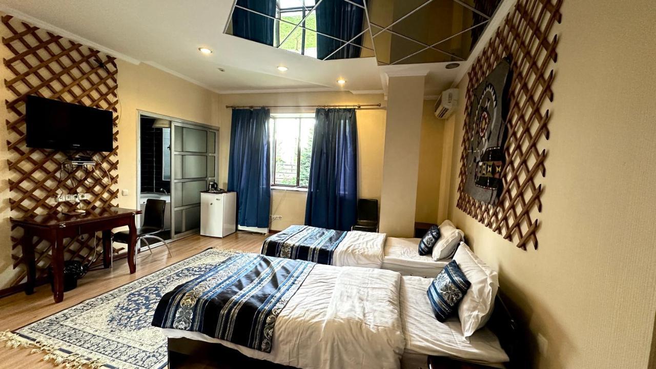Tian-Shan Hotel Bishkek Luaran gambar