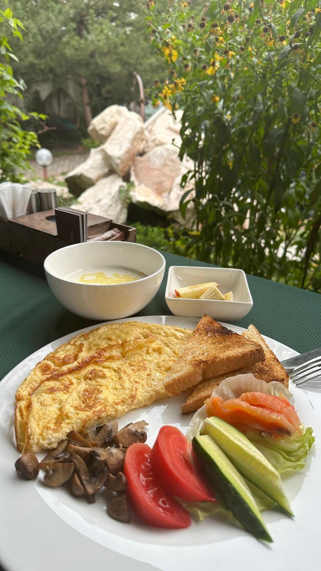 Tian-Shan Hotel Bishkek Luaran gambar