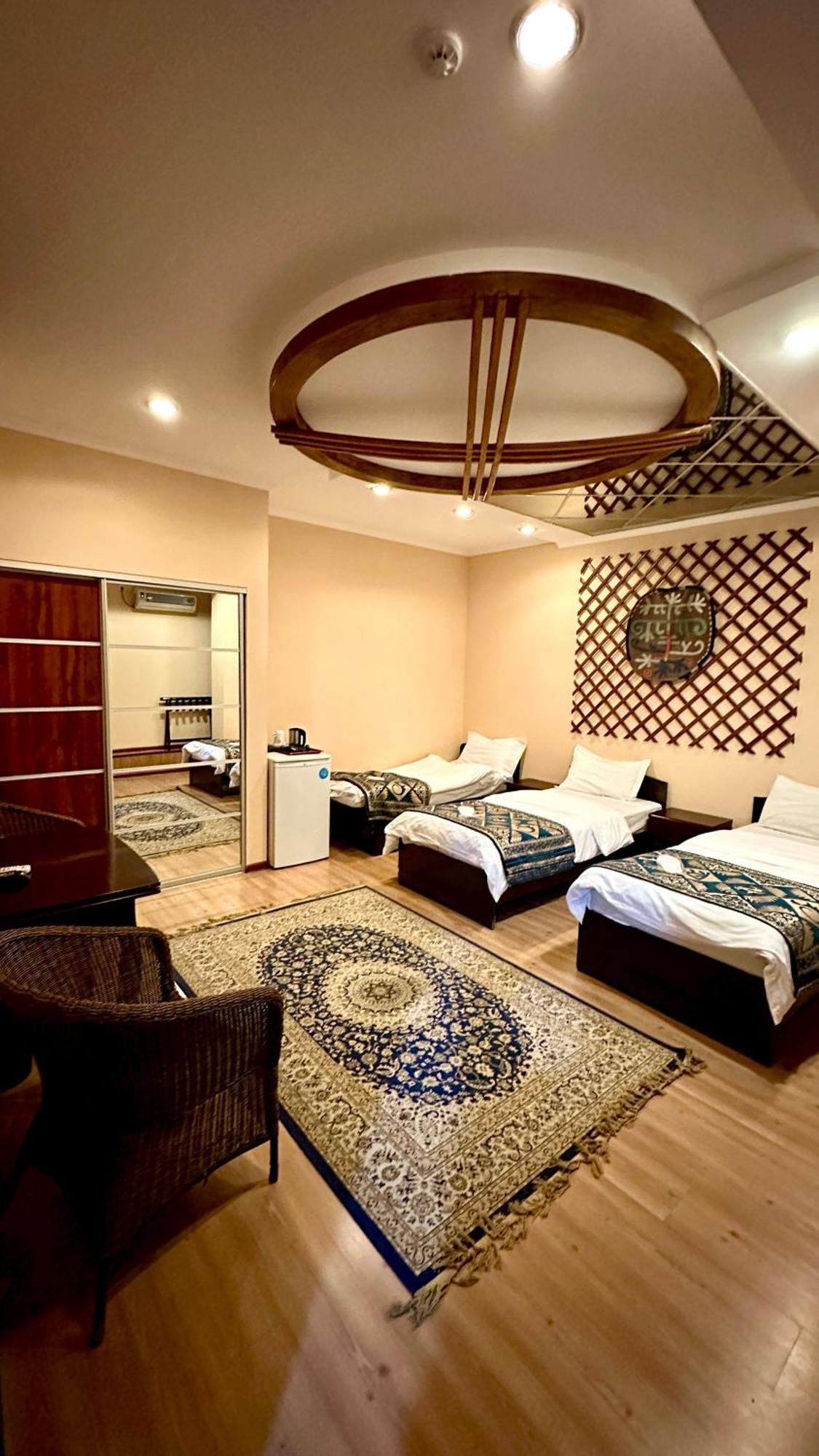 Tian-Shan Hotel Bishkek Luaran gambar