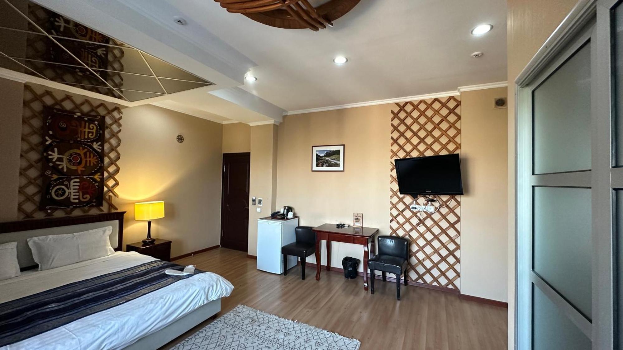 Tian-Shan Hotel Bishkek Luaran gambar