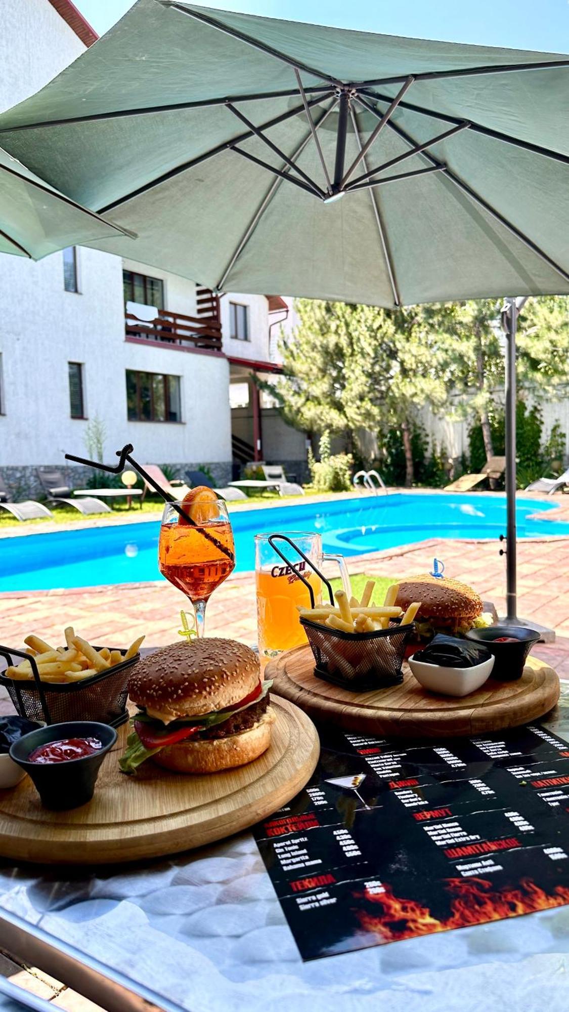 Tian-Shan Hotel Bishkek Luaran gambar